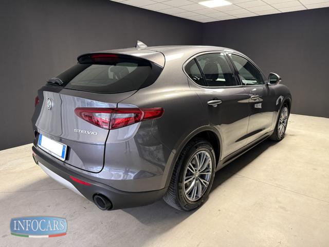 Alfa Romeo Stelvio 2.2 Turbodiesel 190 CV AT8 Q4 Super Business - foto 4 di 4