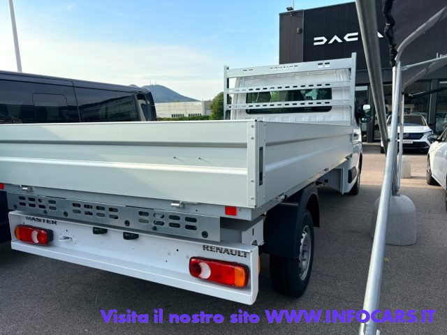 Renault Master TCS TA L3 T35 dCi 150 automatico telaio allestito - foto 4 di 4