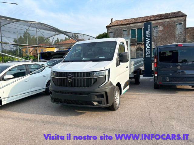 Renault Master TCS TA L3 T35 dCi 150 automatico telaio allestito nuovo a ESTE