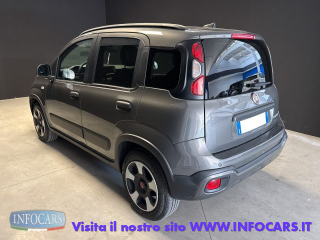 Fiat Panda 1.0 Hybrid 70 CV City Cross - Neopatentati - Promo - foto 2 di 4