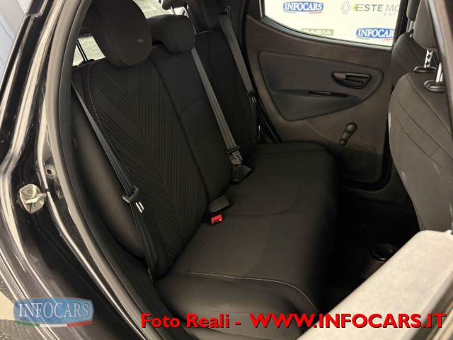 Lancia Ypsilon 1.0 FireFly 70 CV Hybrid Gold - PROMO usato a ESTE