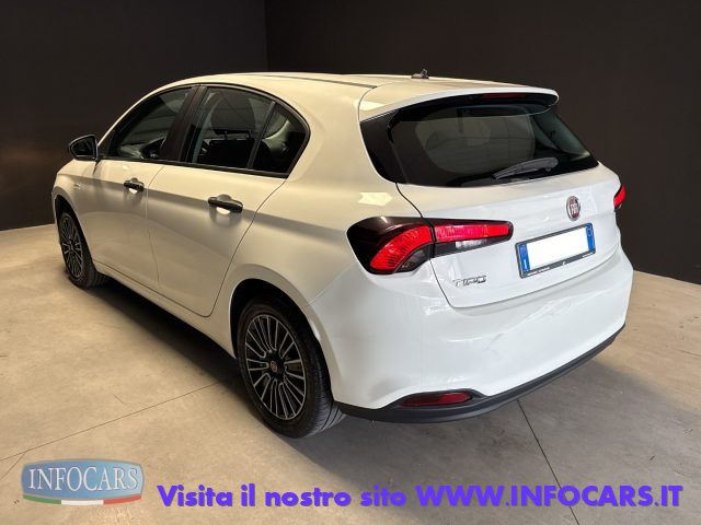 Fiat Tipo 1.0 100 cv 5 porte - Neopatentati Promo - foto 2 di 4