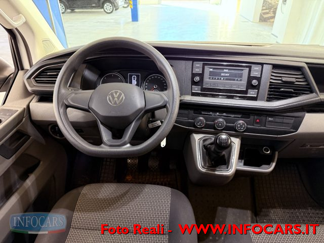 Volkswagen T6.1 Caravelle Kombi 2.0 TDI 110CV 9 posti - foto 2 di 4
