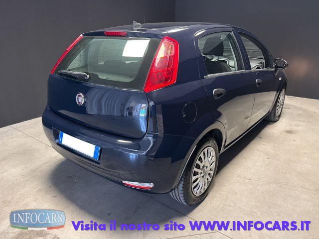 Fiat Punto 1.3 MJT II 95 CV Street prezzo reale - foto 4 di 4
