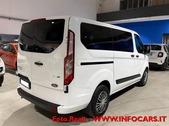 Ford Tourneo Custom 320 2.0 TDCi 130 MHEV PC Combi Trend 9 POSTI - foto 2 di 4