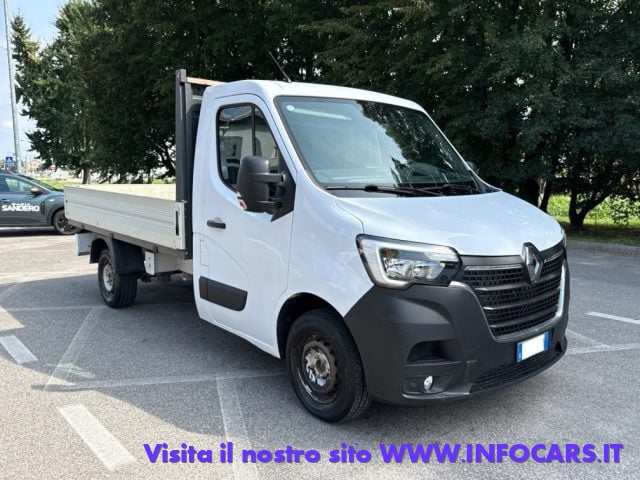 Renault Master T35 2.3 dCi 135 CV Pianale Cabinato Ice + IVA usato a ESTE