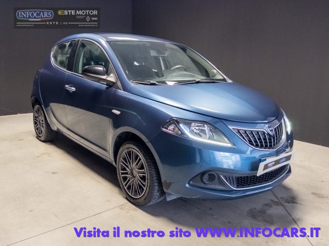 Lancia Ypsilon 1.0 FireFly Hybrid 70 cv Silver Plus - PROMO, del 2022, 84.000 km, in vendita a Este (PD)