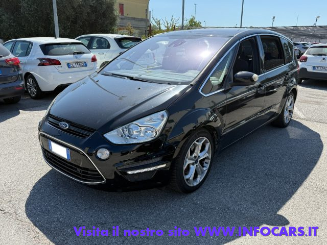 Ford S-Max 2.0 TDCi 140CV Powershift 7 posti Business Nav - foto 3 di 16