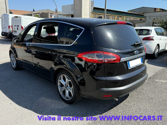 Ford S-Max 2.0 TDCi 140CV Powershift 7 posti Business Nav - foto 2 di 16