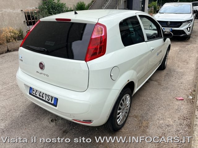 Fiat Punto Van 1.3 MJT 75CV Autocarro 2 posti - foto 3 di 4