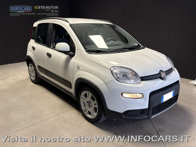 Fiat Panda 1.0 HYBRID 70 CV Neopatentati - City Life - PROMO, del 2023, 76.000 km, in vendita a Este (PD)