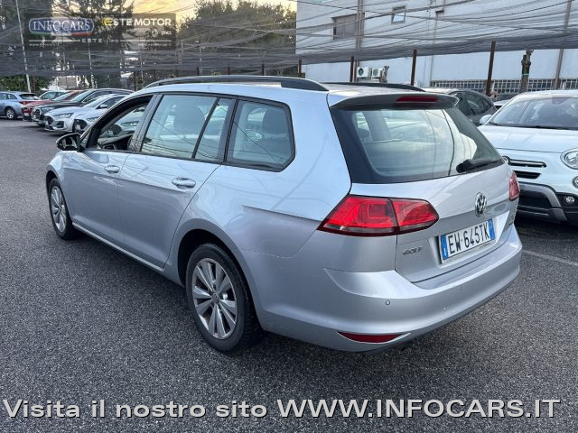 Volkswagen Golf Variant 1.6 TDI 105 CV Comfortline BlueMotion Tech. - foto 2 di 4