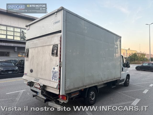 Fiat Ducato 35 2.3 MJT 140CV allestimento con sponda idraulica - foto 4 di 4