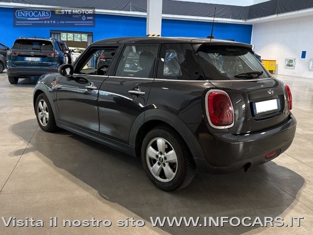 MINI One D 95 CV 5 porte - Neopatentati - foto 2 di 4