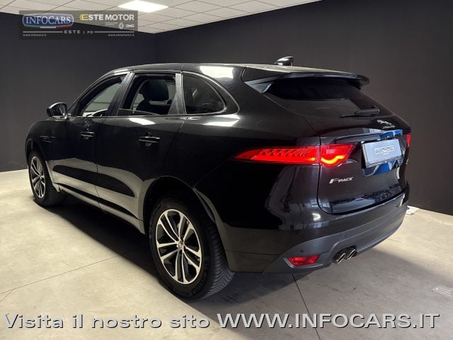Jaguar F-Pace 2.0 D 180 CV AWD aut. R-Sport - foto 2 di 4