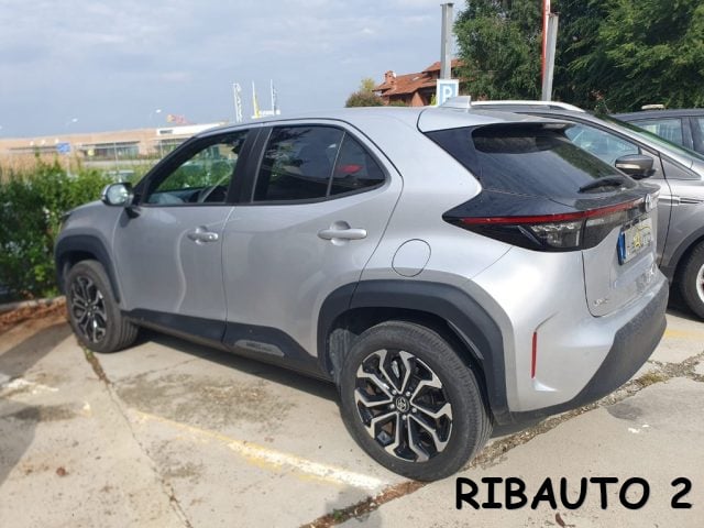 Toyota Yaris Cross 1.5 Hybrid 5p. E-CVT Trend + COMFORT - foto 2 di 4