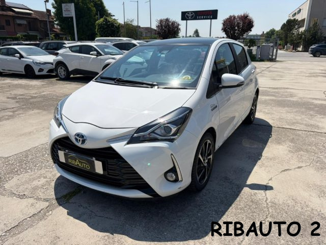 Toyota Yaris 1.5 Hybrid 5 porte Style TETTO PANORAMICO E6 usato a SAVIGLIANO