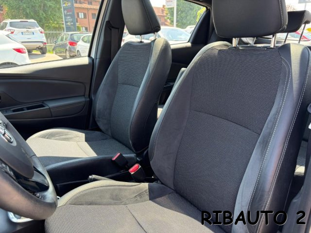 Toyota Yaris 1.5 Hybrid 5 porte Style TETTO PANORAMICO E6 - foto 3 di 4