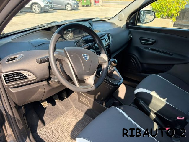 Lancia Ypsilon 1.2 69 CV 5 porte Elle OK NEOPATENTATO Euro6 - foto 2 di 4