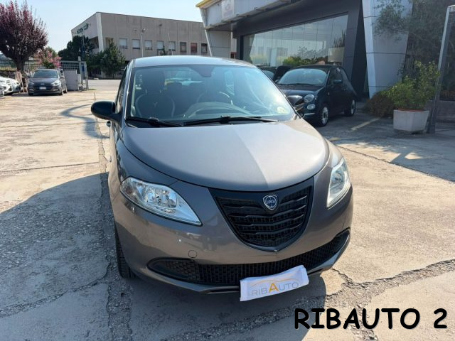 Lancia Ypsilon 1.2 69 CV 5 porte Elle OK NEOPATENTATO Euro6 - foto 4 di 4