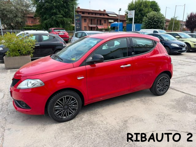 Lancia Ypsilon 1.2 69 CV 5 porte GPL Ecochic Gold - foto 2 di 4
