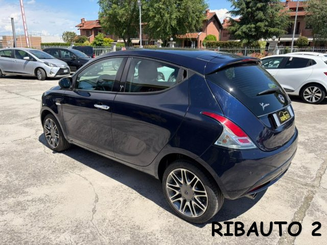 Lancia Ypsilon 1.3 MJT 16V 95 CV 5 porte S&S Platinum EURO6 - foto 4 di 4