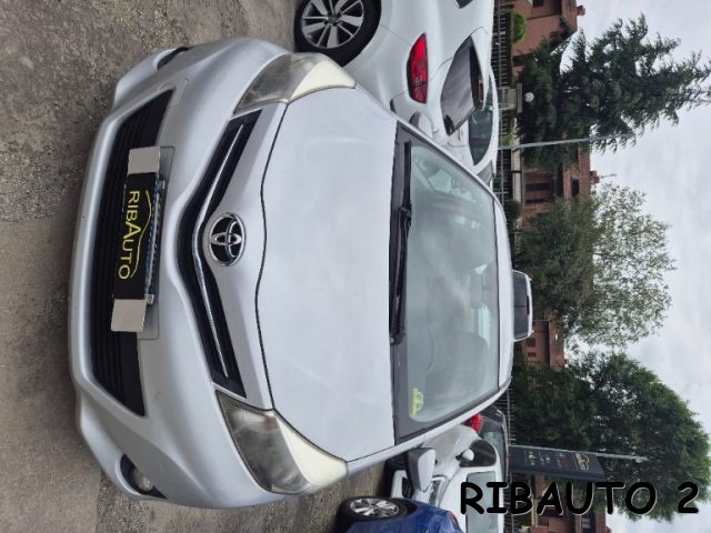 Toyota Yaris 1.0 5 porte Active - foto 2 di 4