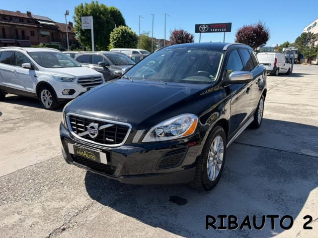 Volvo XC60 D4 AWD Geartronic Summum usato a SAVIGLIANO