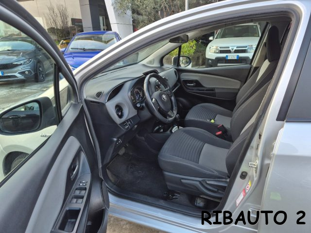 Toyota Yaris 1.5 Hybrid 5 porte Active OK NEOPATENTATO - foto 2 di 4