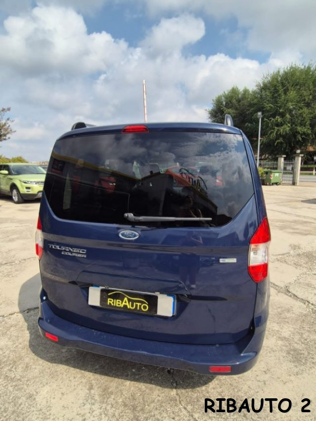 Ford Tourneo Courier 1.0 EcoBoost 100 CV Titanium - foto 4 di 4
