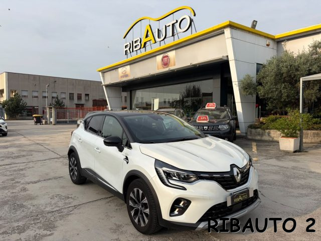 Renault Captur TCe 100 CV GPL Techno - foto 2 di 4