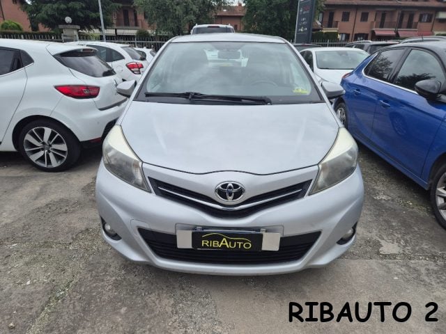 Toyota Yaris 1.0 5 porte Active - foto 4 di 4
