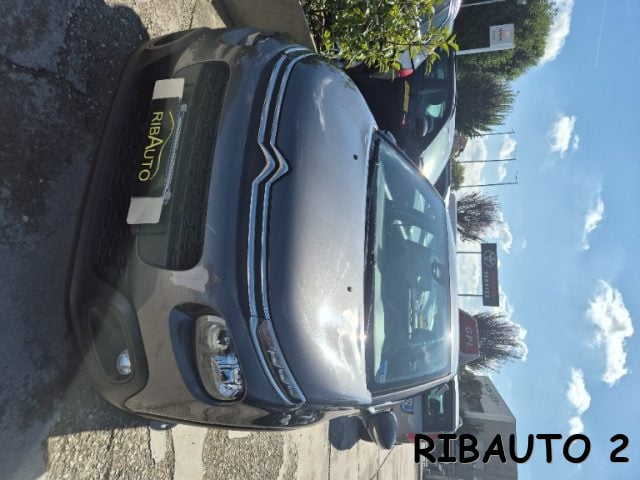 Citroen C3 PureTech 82 GPL Shine - foto 4 di 4
