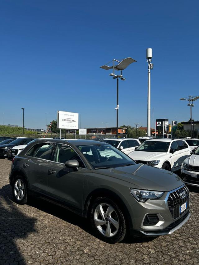 Audi Q3 35 TDI S tronic Business Advanced - foto 3 di 4