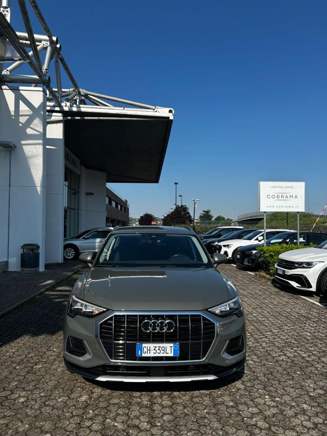 Audi Q3 35 TDI S tronic Business Advanced usato a SCANDICCI