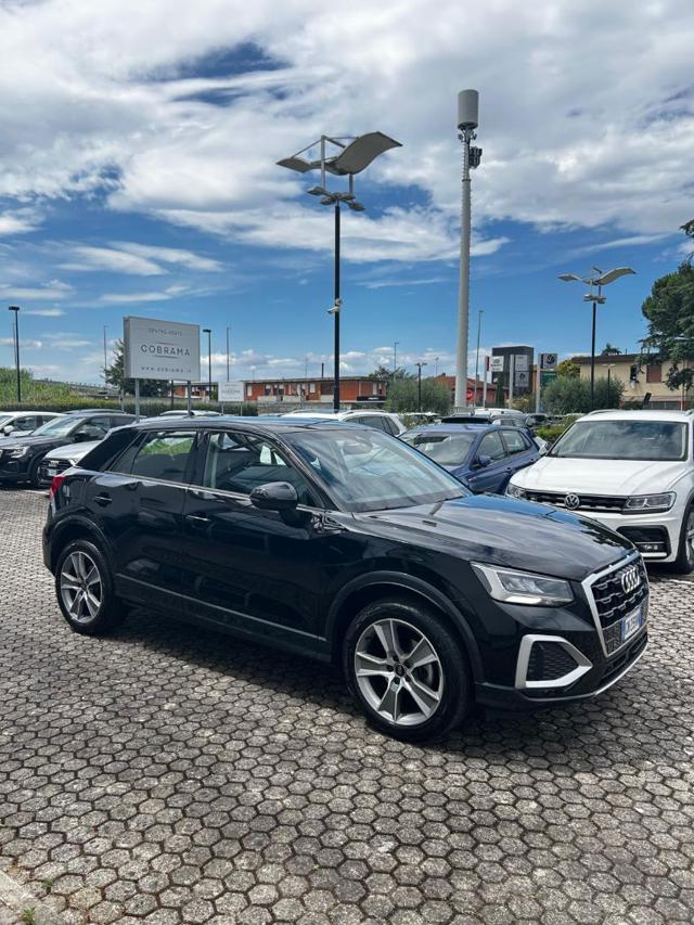 Audi Q2 35 TFSI Business Advanced - foto 3 di 4