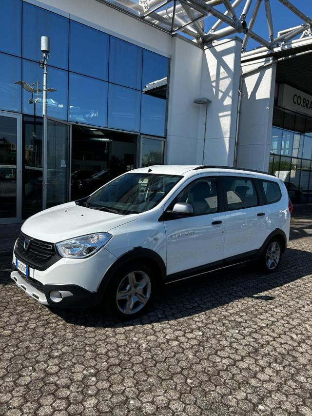 Dacia Lodgy Stepway 1.5 Blue dCi 8V 115CV 7 posti - foto 2 di 4