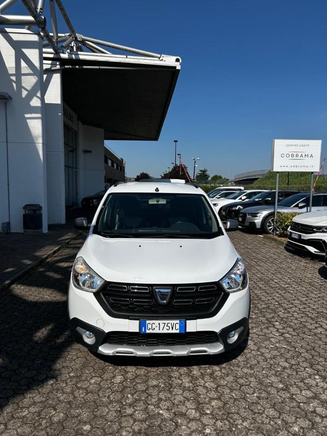 Dacia Lodgy Stepway 1.5 Blue dCi 8V 115CV 7 posti usato a SCANDICCI