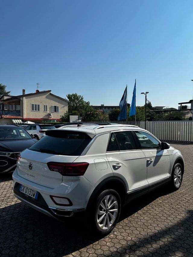 Volkswagen T-Roc 1.5 TSI ACT DSG Style - foto 4 di 4