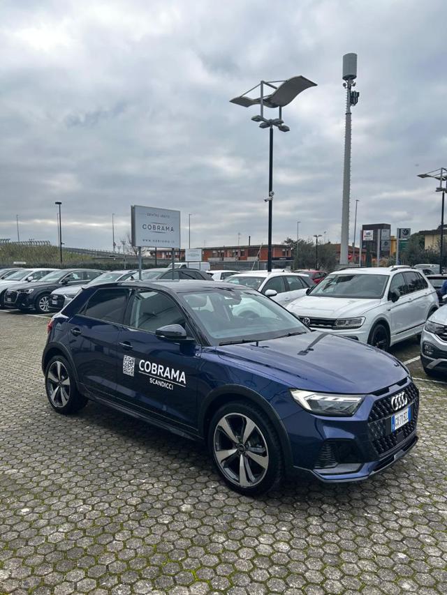 Audi A1 allstreet 30 TFSI S tronic Identity Contrast - foto 2 di 4