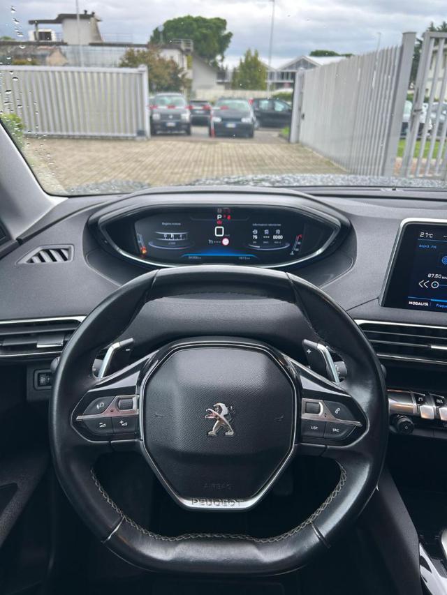 Peugeot 3008 BlueHDi 120 S&S EAT6 Allure NEO PATENTATO, del 2018, 94.337 km, in vendita a Scandicci (FI)