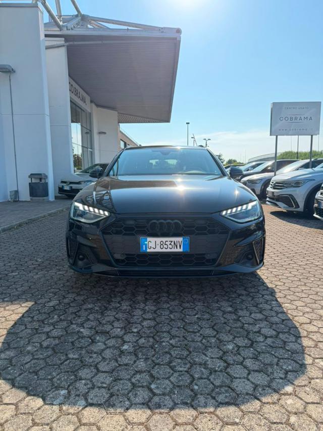 Audi A4 Avant 35 TDI/163 CV S line edition FARI MATRIX usato a SCANDICCI