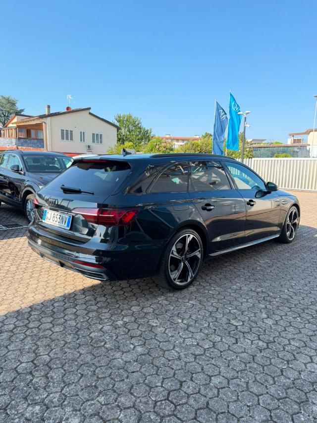 Audi A4 Avant 35 TDI/163 CV S line edition FARI MATRIX - foto 4 di 4