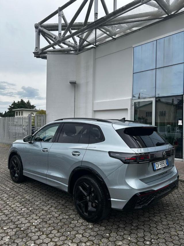 Volkswagen Tiguan 2.0 TDI 193 CV DSG 4MOTION R-Line - foto 4 di 16