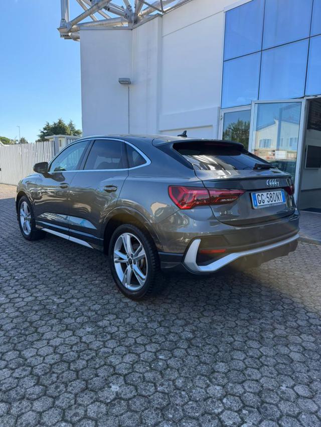 Audi Q3 SPB 35 TDI S tronic S line edition - foto 4 di 4