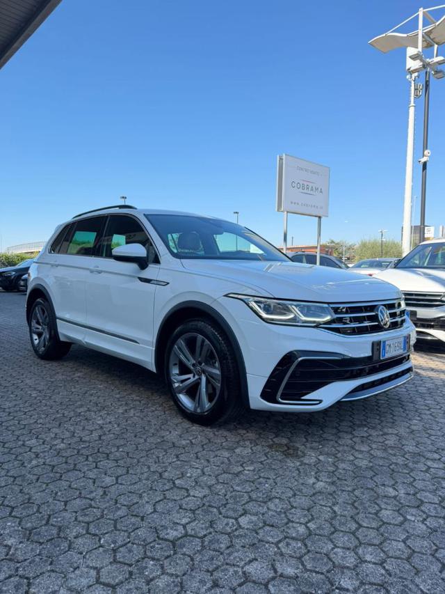 Volkswagen Tiguan 1.5 TSI 150 CV DSG ACT R-Line - foto 3 di 4