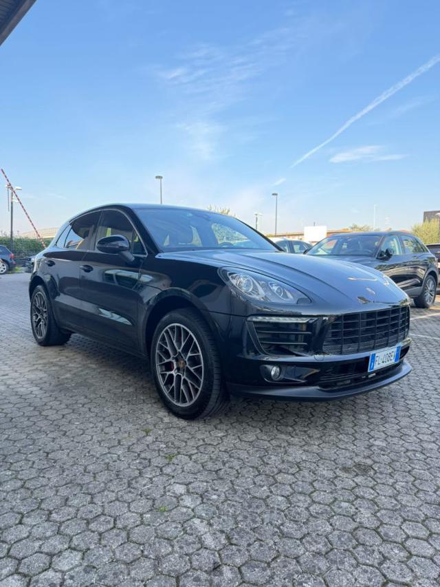 Porsche Macan 3.0 Diesel S - foto 2 di 4