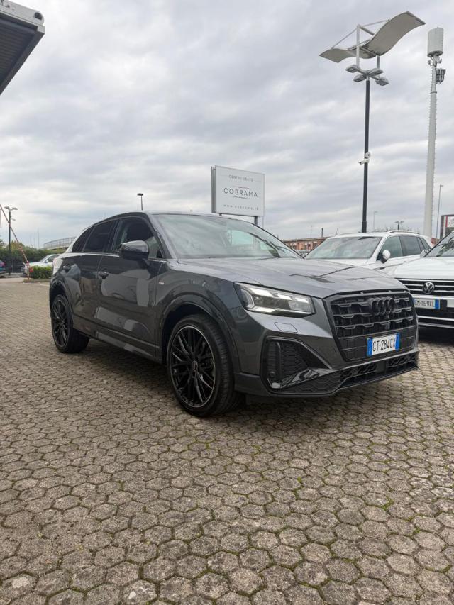 Audi Q2 35 TFSI S tronic Identity Black - foto 3 di 4