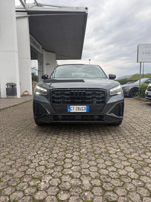 Audi Q2 35 TFSI S tronic Identity Black, del 2024, 43.251 km, in vendita a Scandicci (FI)