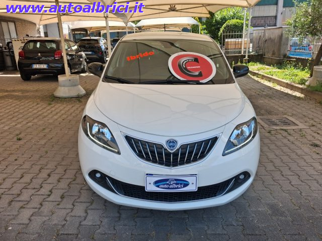 Lancia Ypsilon 1.0 FIREFLY S&S HYBRID GOLD - foto 4 di 4